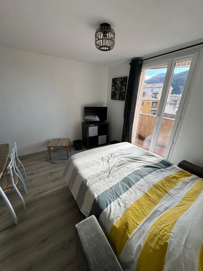 Studio Avec Terrasse Vue Sur Cousson Динь-ле-Бен Экстерьер фото